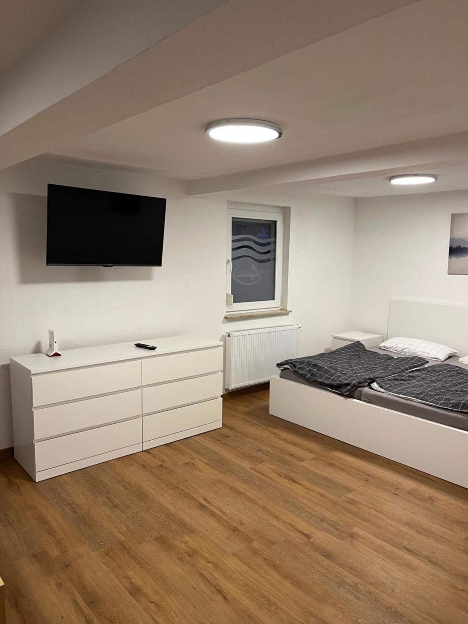 Home-For-You-Ferienwohnung Monteurwohnung Buchen  Zewnętrze zdjęcie